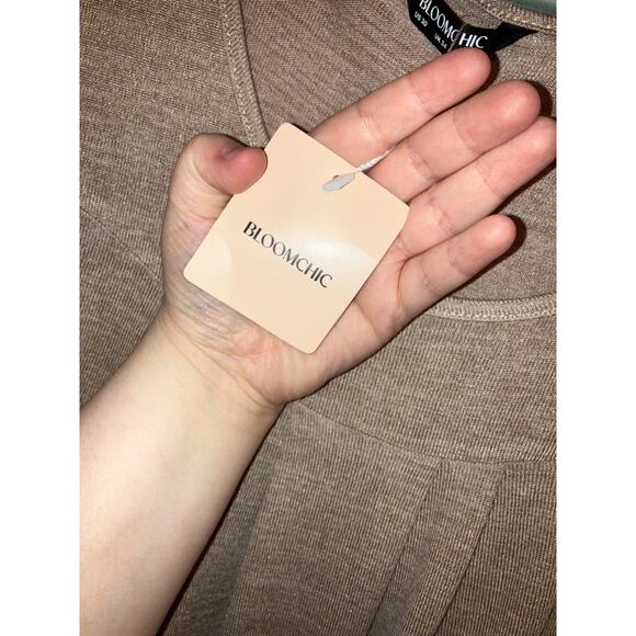 NWT Bloomchic brown comfy knit sweater size 30 women's - Picture 7 of 7